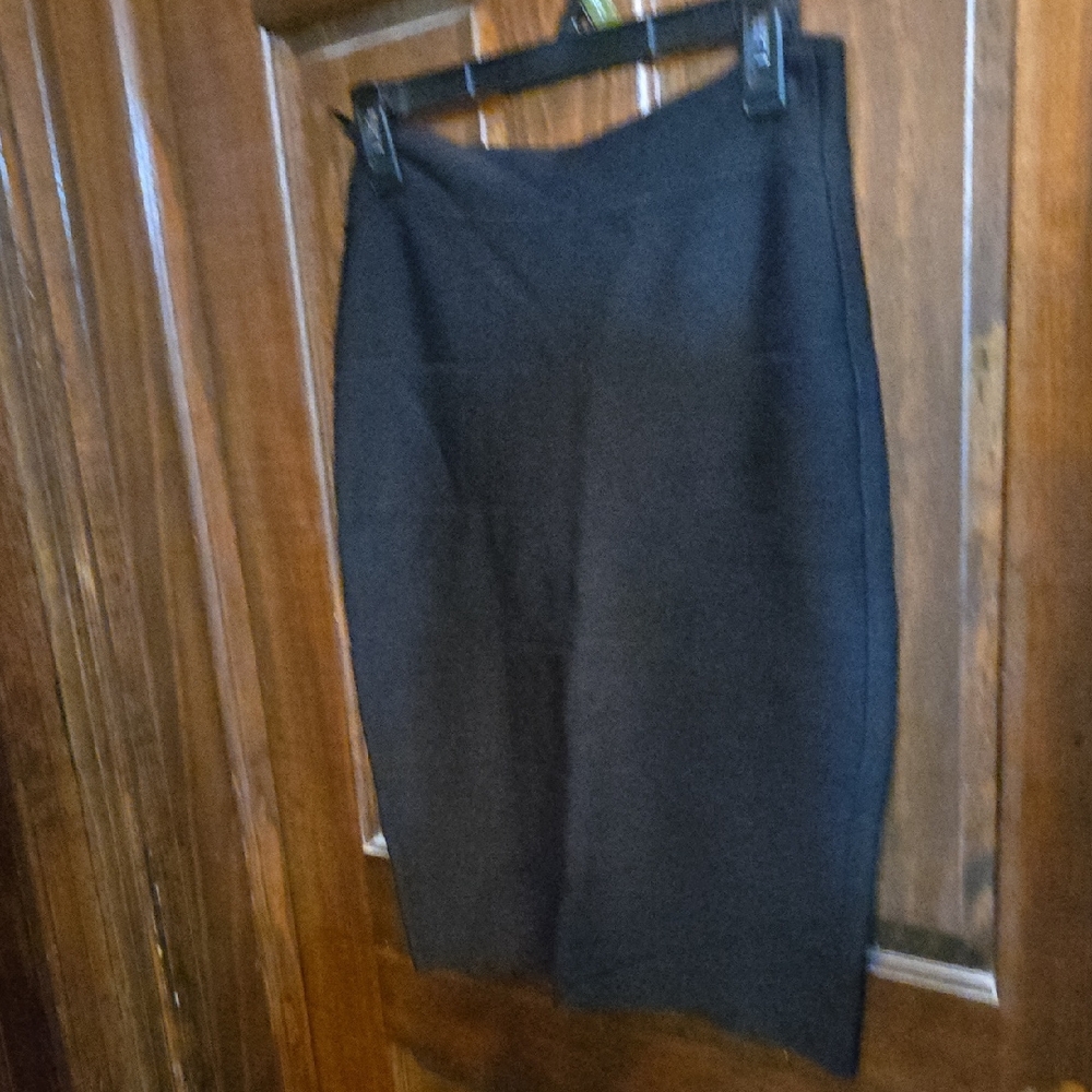 BCBG Max Azria Classic Black Pencil Skirt
